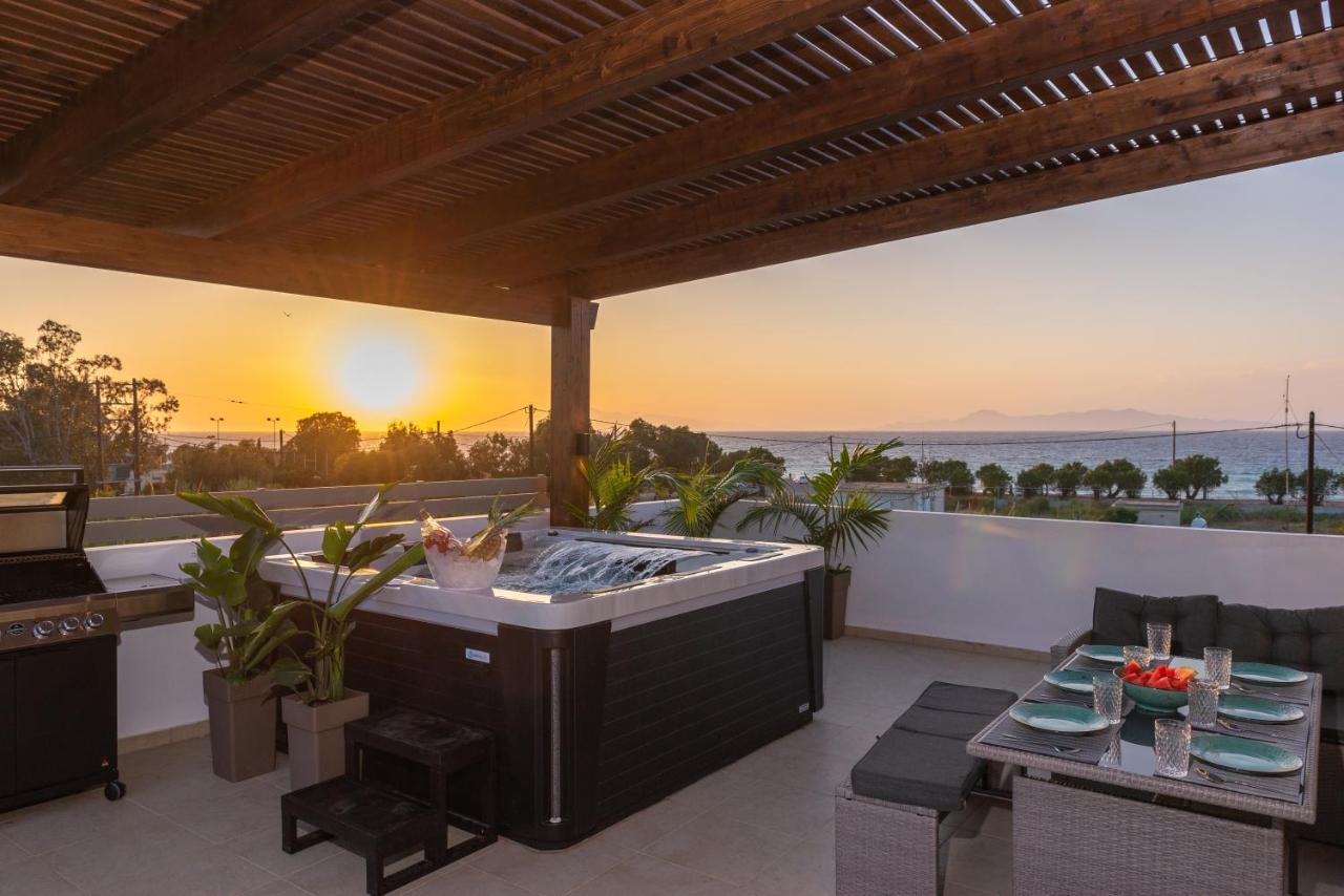 Odyssea Top View & Hot Jacuzzi Front Beach Kremasztí Kültér fotó
